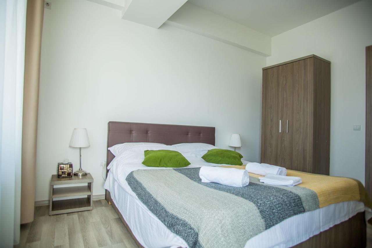 Bella Vista Summerland Mamaia Extérieur photo