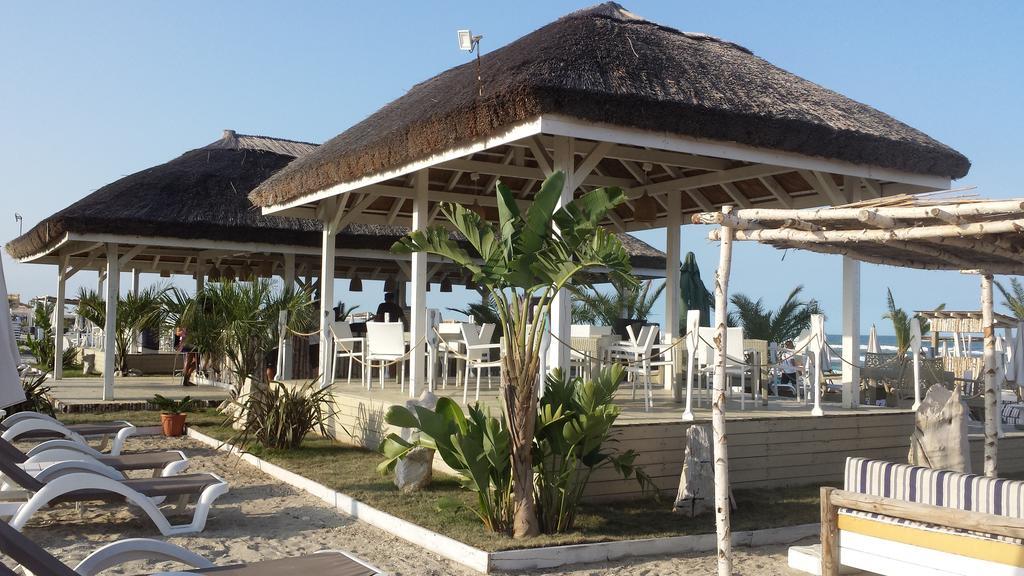 Bella Vista Summerland Mamaia Extérieur photo