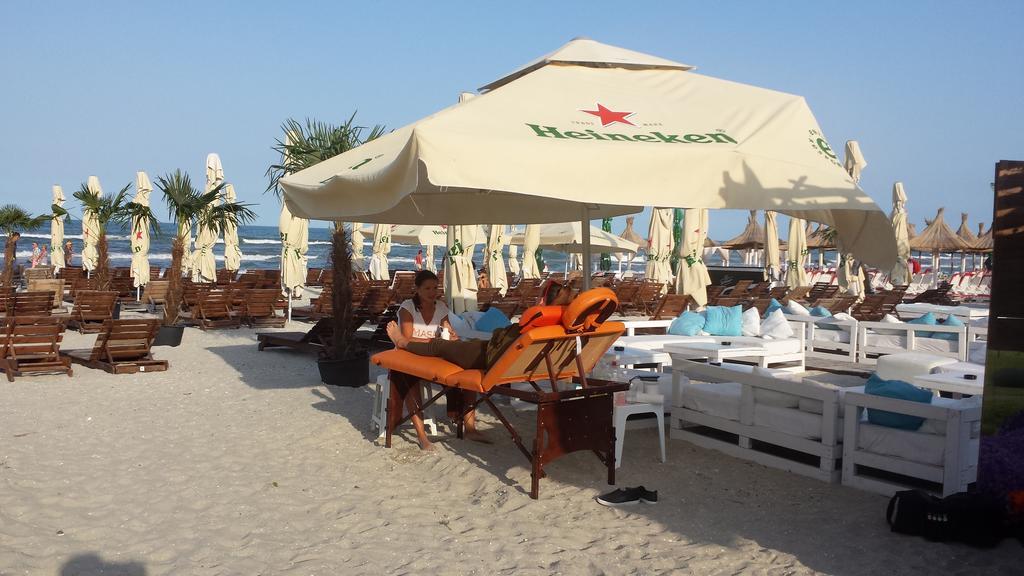 Bella Vista Summerland Mamaia Extérieur photo